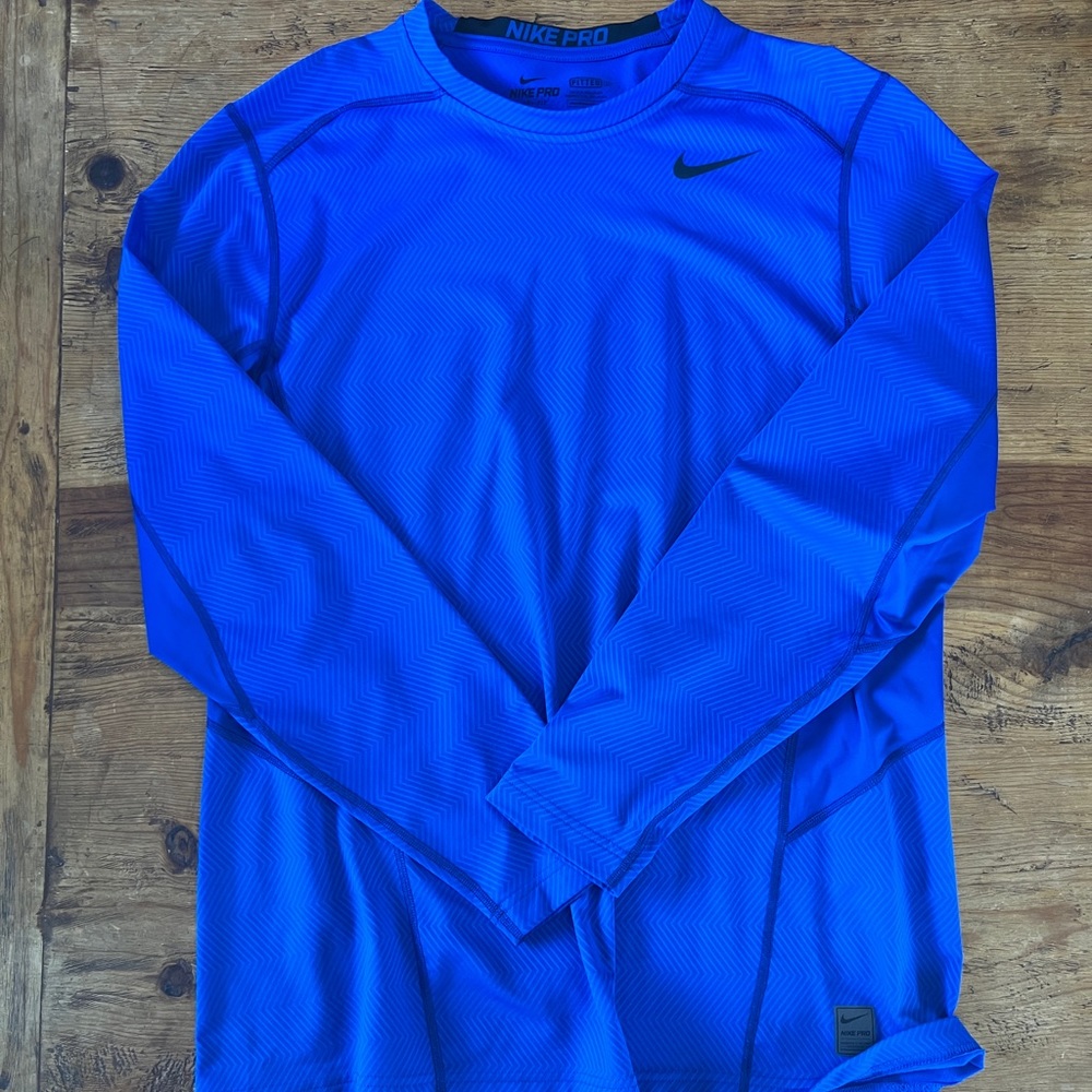 Nike Pro dri fit fitted long sleeve activewear top - Picture 2 of 4